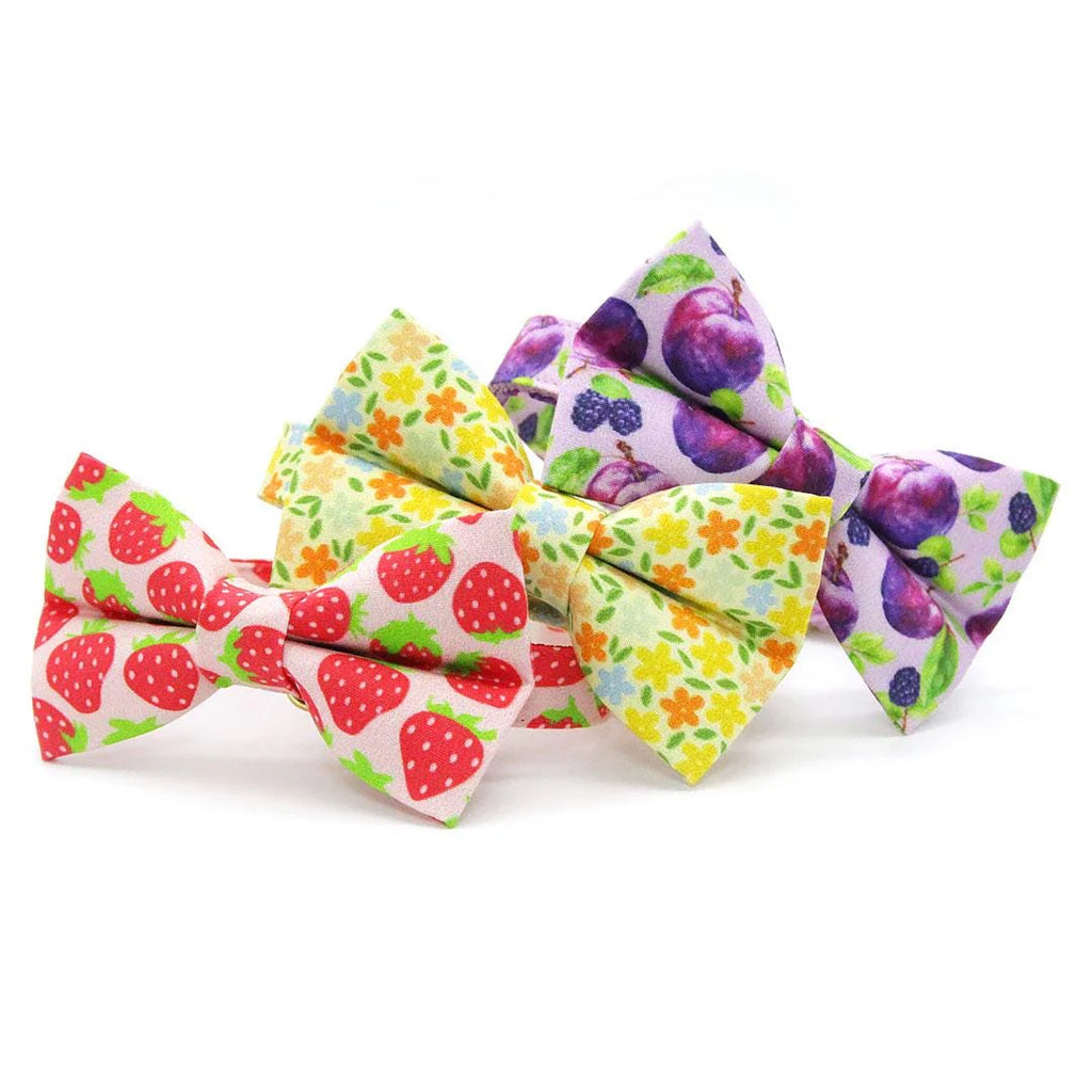 Strawberry Cat Bow Tie - "Strawberry Patch" - Red Berry Fruit Bow Tie for Cat Collar / Spring + Summer / Cat, Kitten + Small Dog Bowtie